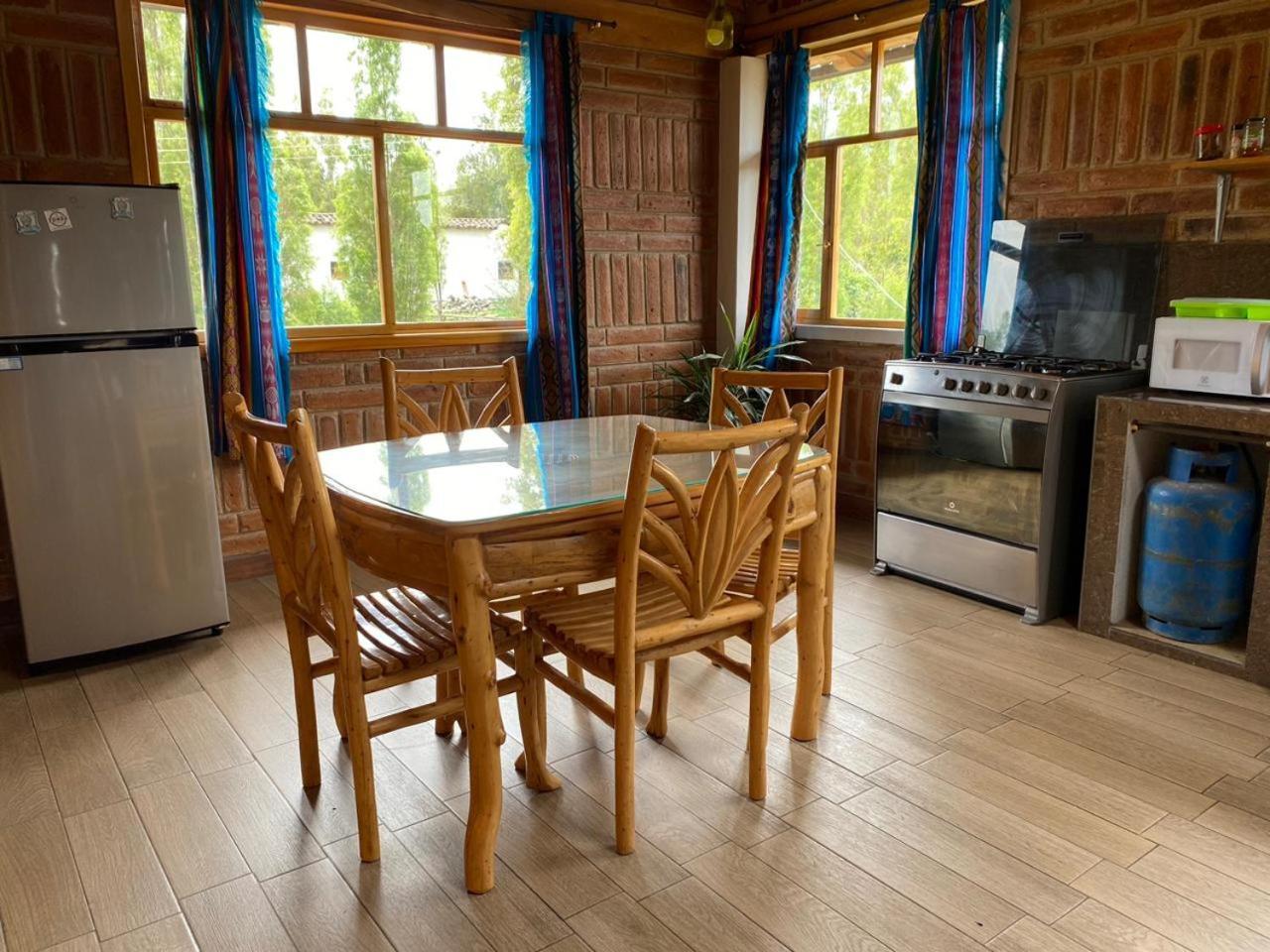 Watzara Wasi Cottage Familiar Camprestre Y Lofts En Cotacachi Exterior foto